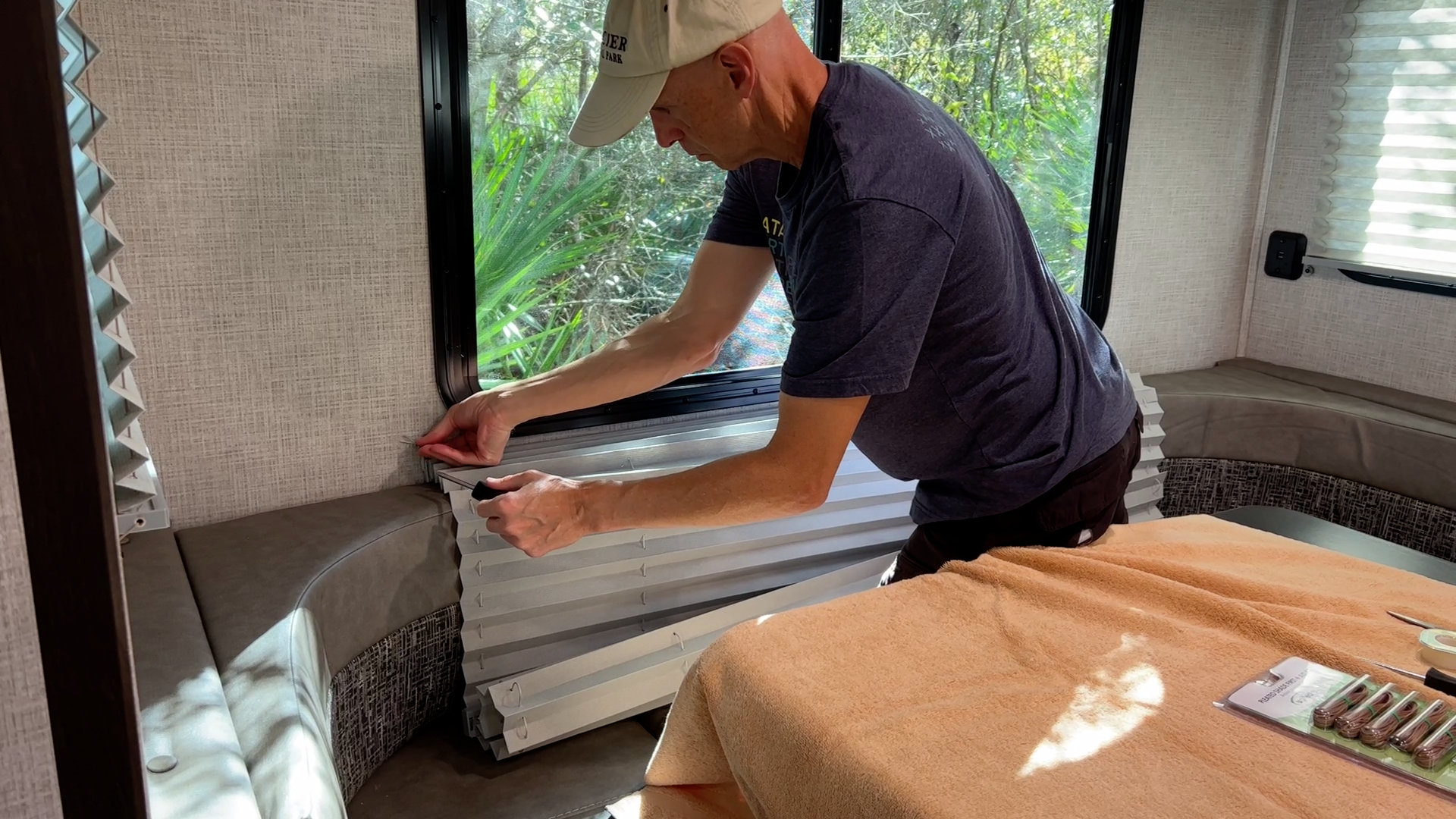 RV Large Window Shade Repair – John Marucci – On The Road